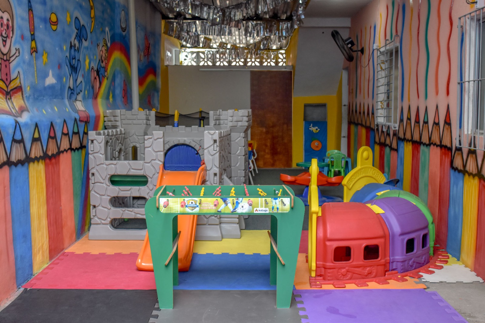 Momento de lazer no playground